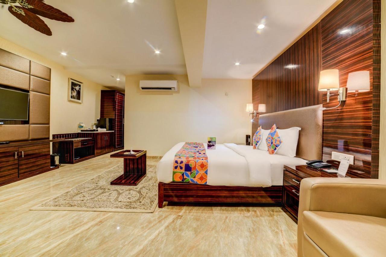 Fabhotel Prime Sarala Crown With Pool - Nr Calangute Beach Luaran gambar