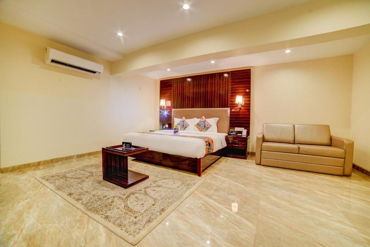 Fabhotel Prime Sarala Crown With Pool - Nr Calangute Beach Luaran gambar